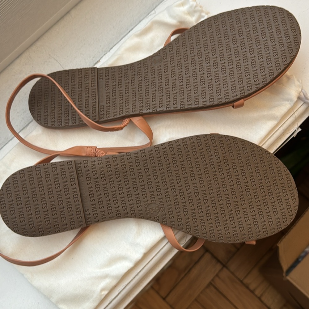 TKEES Mia Napa Women’s Strappy Sandals size 10 - Picture 4 of 4